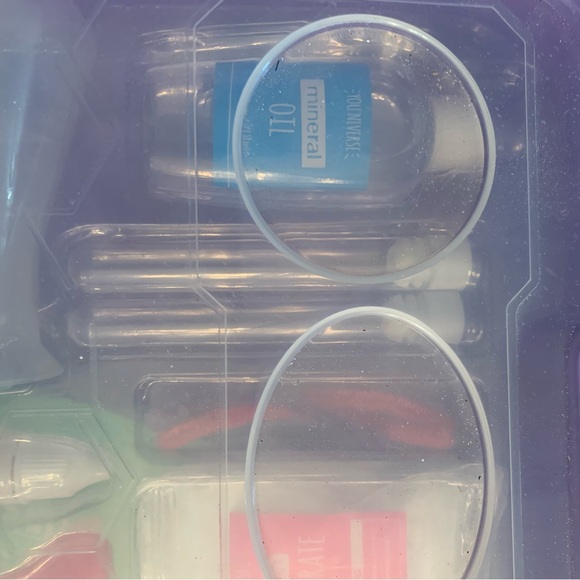 You*Niverse Ultimate Chemistry Set - Picture 7 of 7